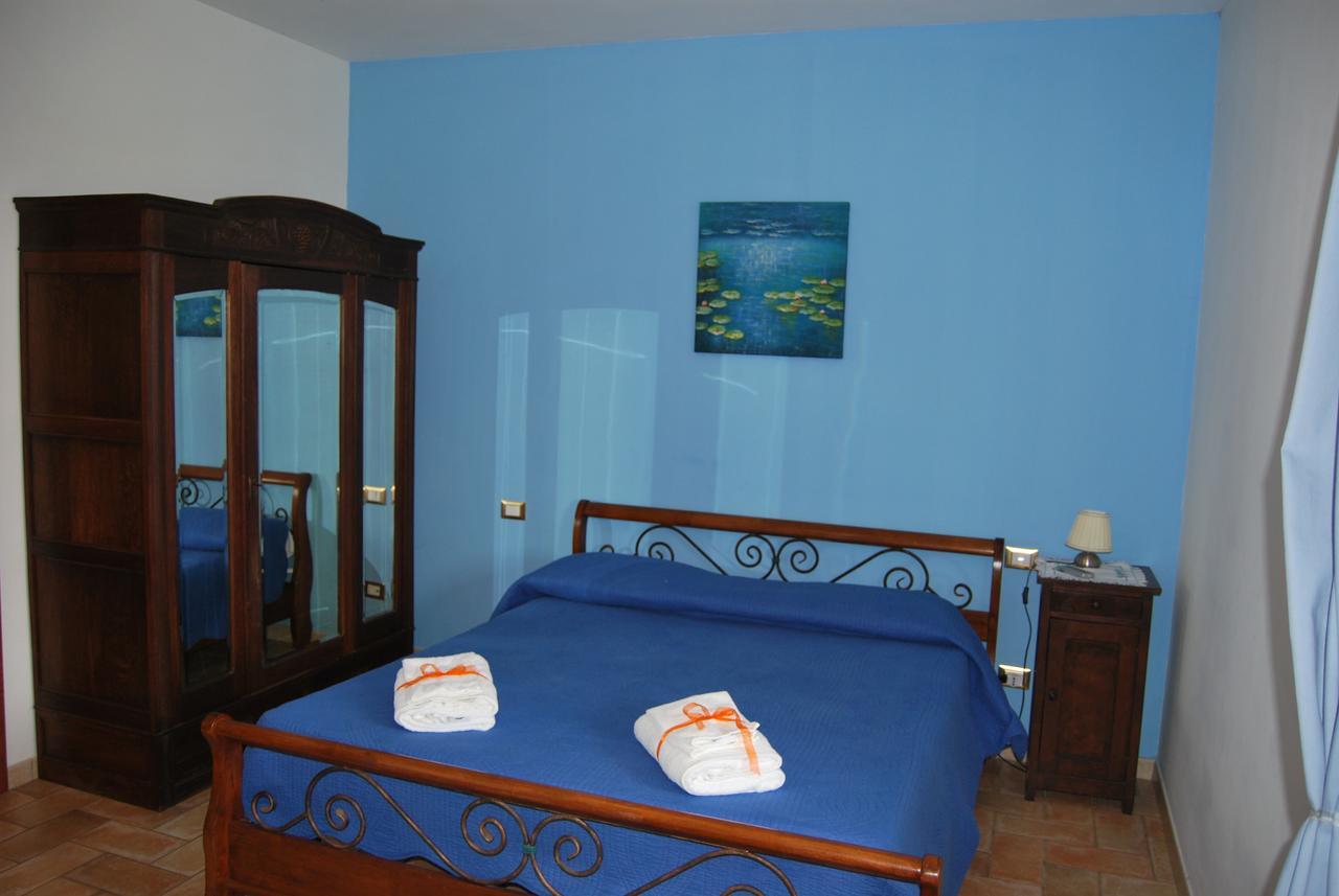 Bed and Breakfast Le Terre Di Bac Борго-Монтенеро Экстерьер фото