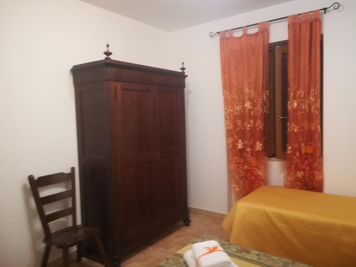 Bed and Breakfast Le Terre Di Bac Борго-Монтенеро Экстерьер фото