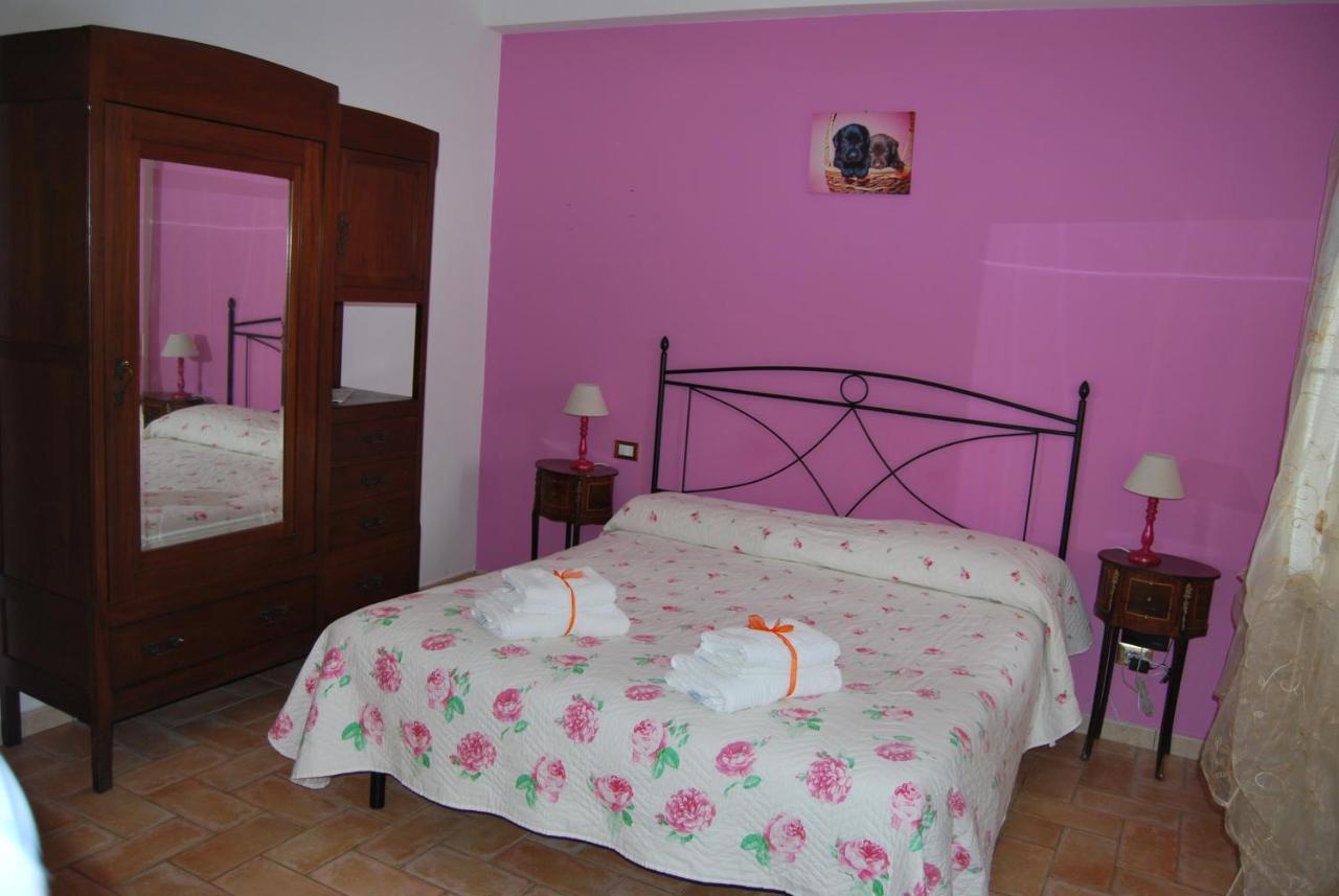 Bed and Breakfast Le Terre Di Bac Борго-Монтенеро Экстерьер фото